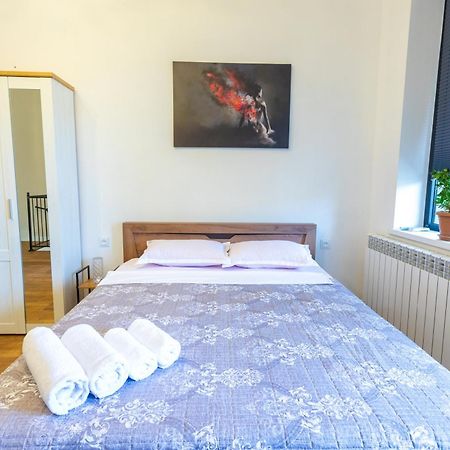 Appartement Mulberry Ბჟოლები à Koutaïssi Extérieur photo