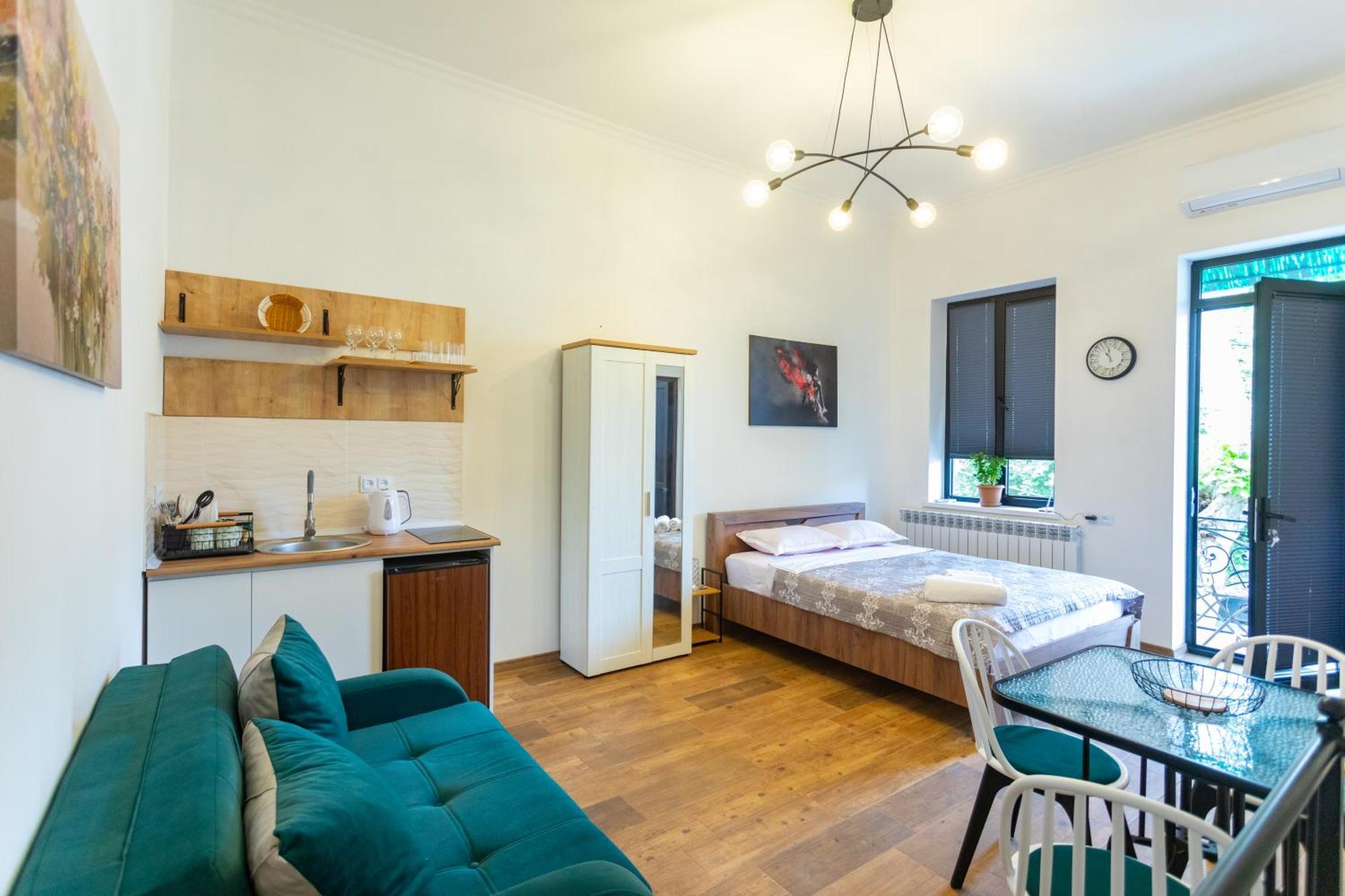 Appartement Mulberry Ბჟოლები à Koutaïssi Extérieur photo